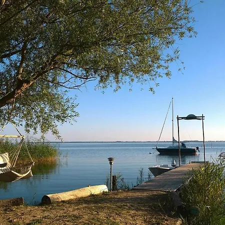 Feriehus Ferienhaus Mit Kamin Am Achterwasser In Luetow *