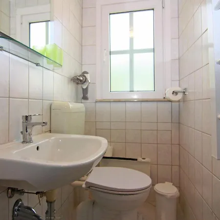 Ferienhaus Mit Kamin Am Achterwasser In Luetow *