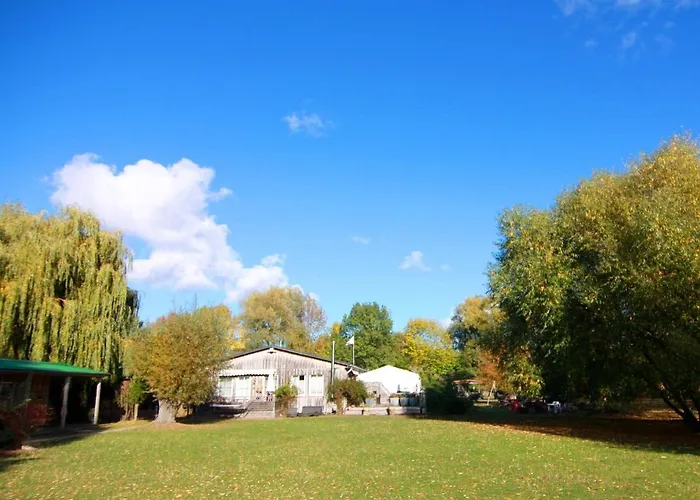 Vakantiehuis Holiday Along The Achterwasser In